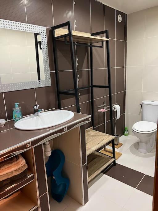 Appartement Dans Maison De Village بيانا المظهر الخارجي الصورة